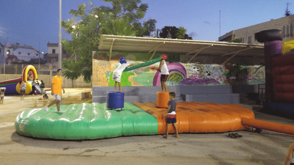 מתנפח הפל אותי